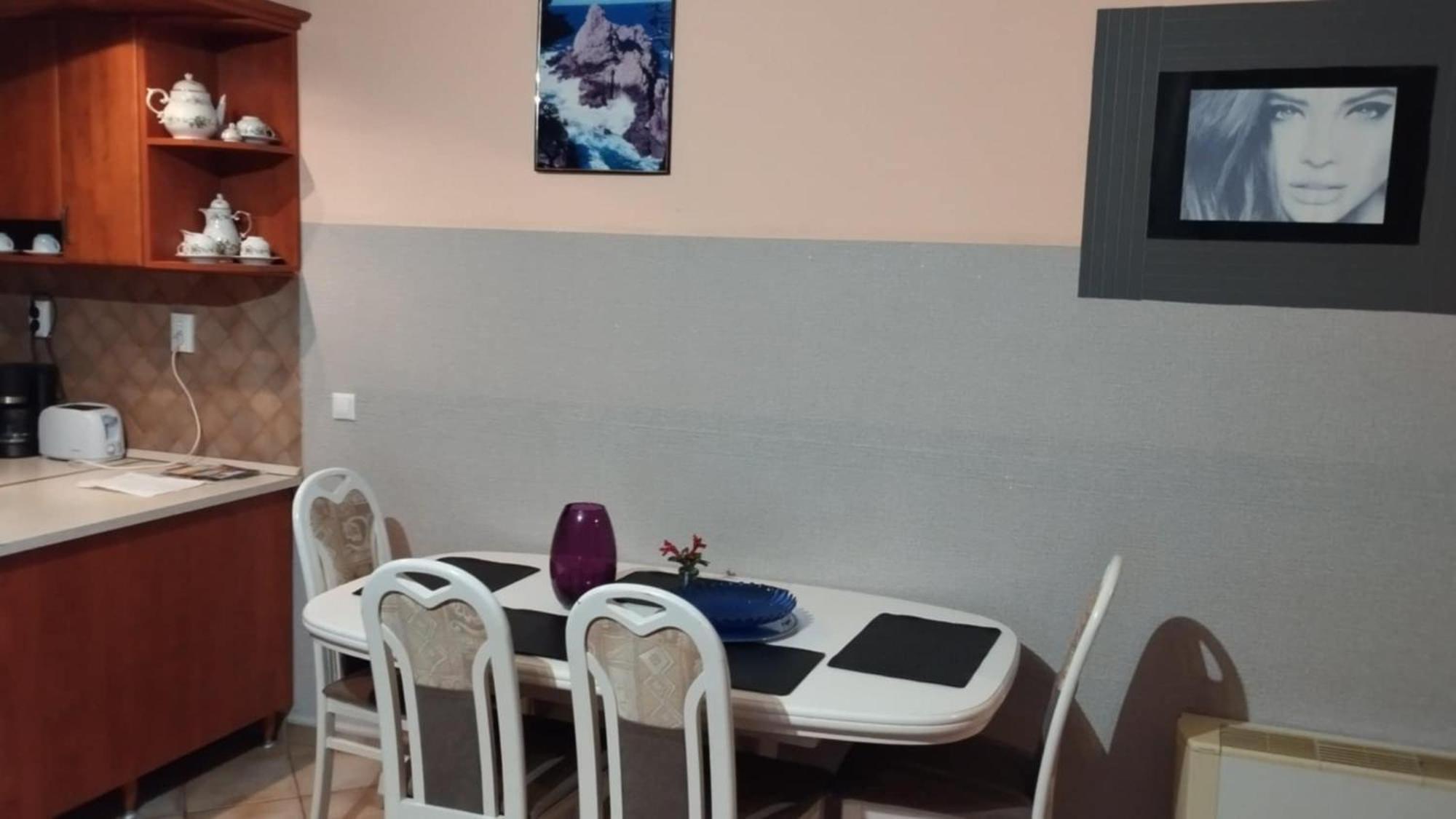 Tommy Apartman Hajdúszoboszló Kültér fotó